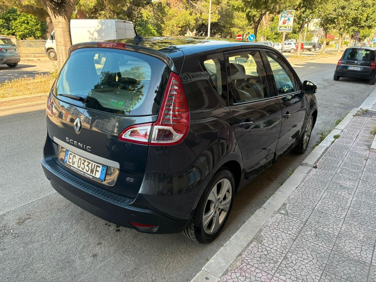 Renault Scenic1.5dCi110CV full perfetta garantita-11