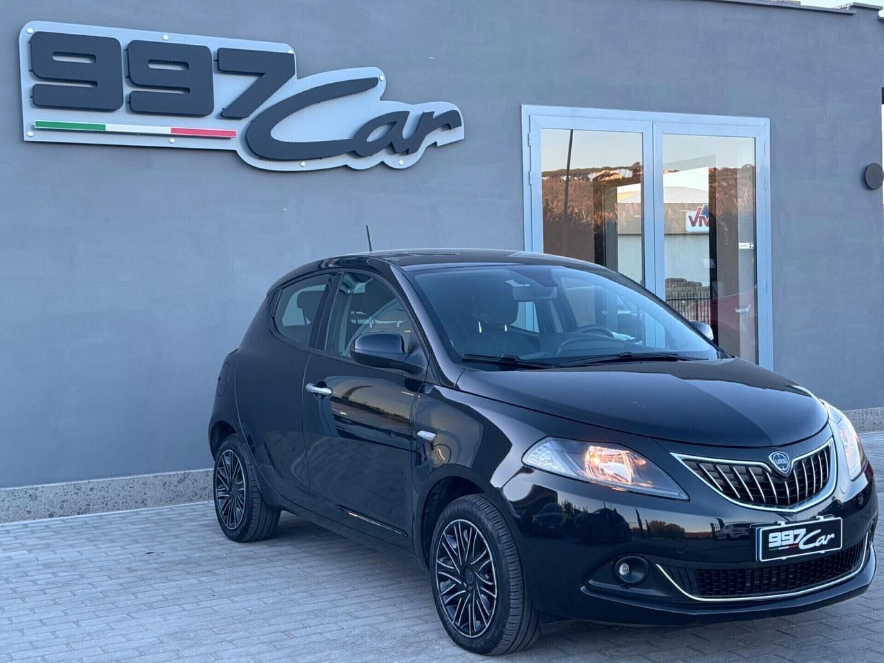 Lancia Ypsilon 1.0 FireFly 5 porte S&S Hybrid Gold CAMERA-APPLE CARPLAY