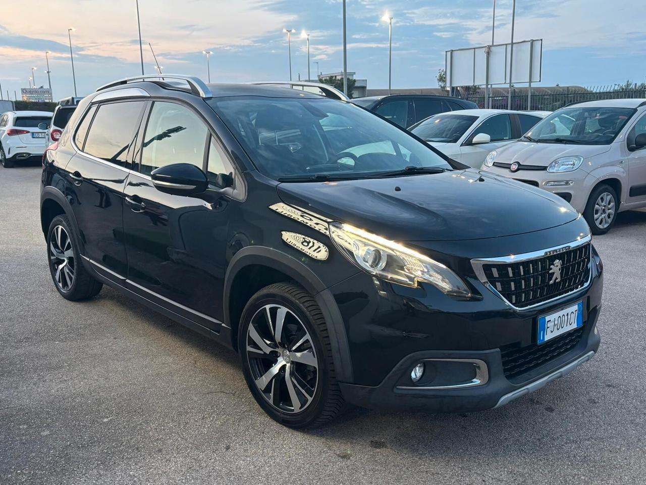 Peugeot 2008 BlueHDi 120 S&S Allure