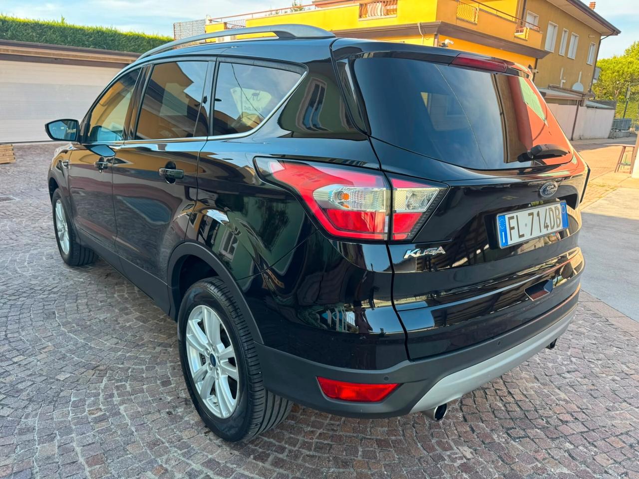 Ford Kuga 1.5 TDCI 120 CV S&S 2WD Titanium