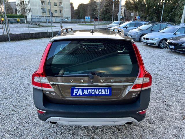 VOLVO XC70 D4 AWD Geartronic Summum