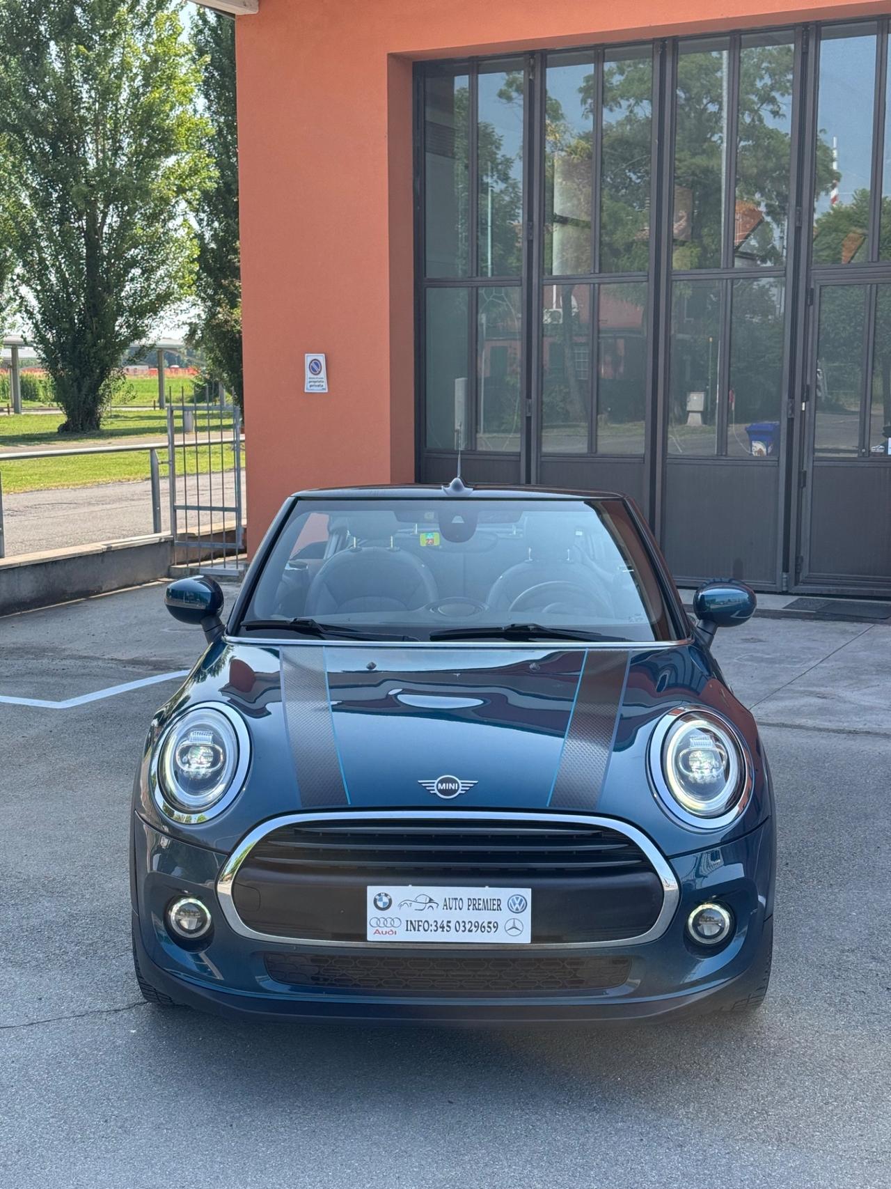 Mini 1.5 benzina One Cabrio si neopatentati
