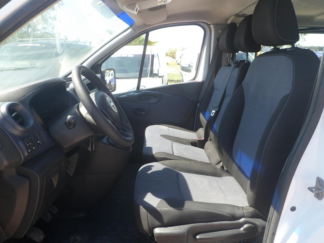 Opel Vivaro 6 posti maxi autocarro