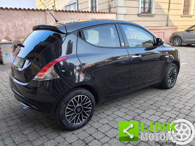 LANCIA Ypsilon 1.2 69 CV 5 porte Gold GPL