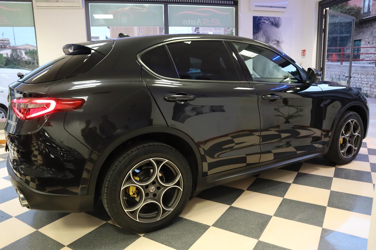 Alfa Romeo Stelvio 2.2 Turbodiesel 210 CV AT8 Q4 Super