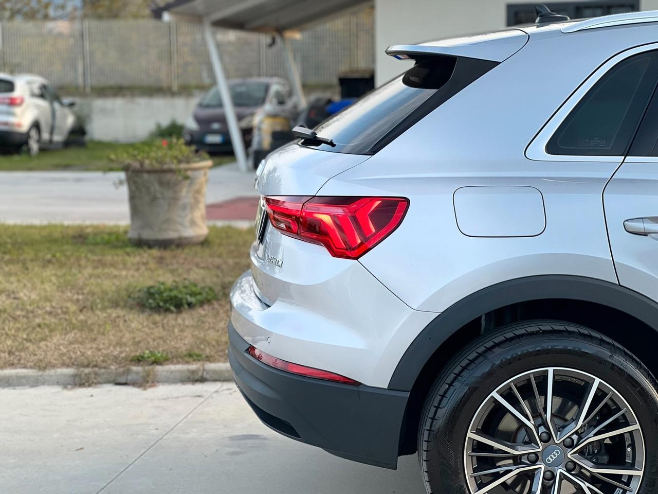 Audi Q3 35 2.0 TDI 150cv S tronic ITALIANA