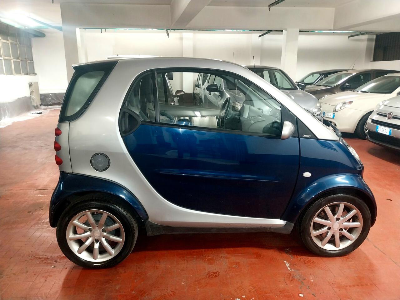 Smart ForTwo 700 coupé passion (45 kW)