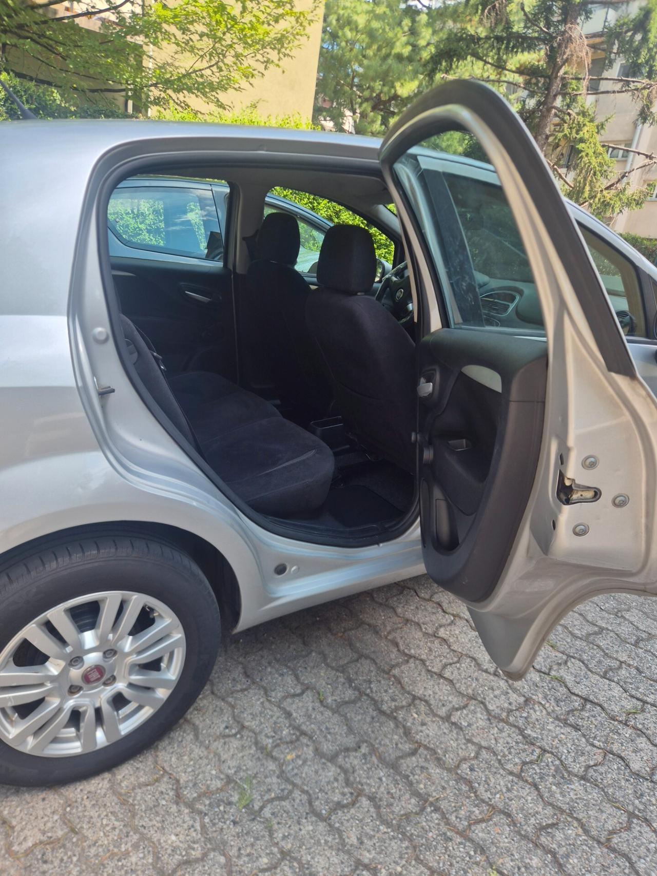 Fiat Punto 1.2 benzina euro 6 lounge