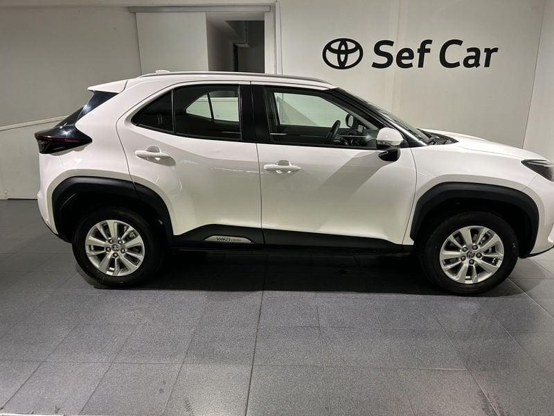 Toyota Yaris Cross 1.5 Hybrid 5p. E-CVT Active X NEOPATENTATI - AREA C FREE