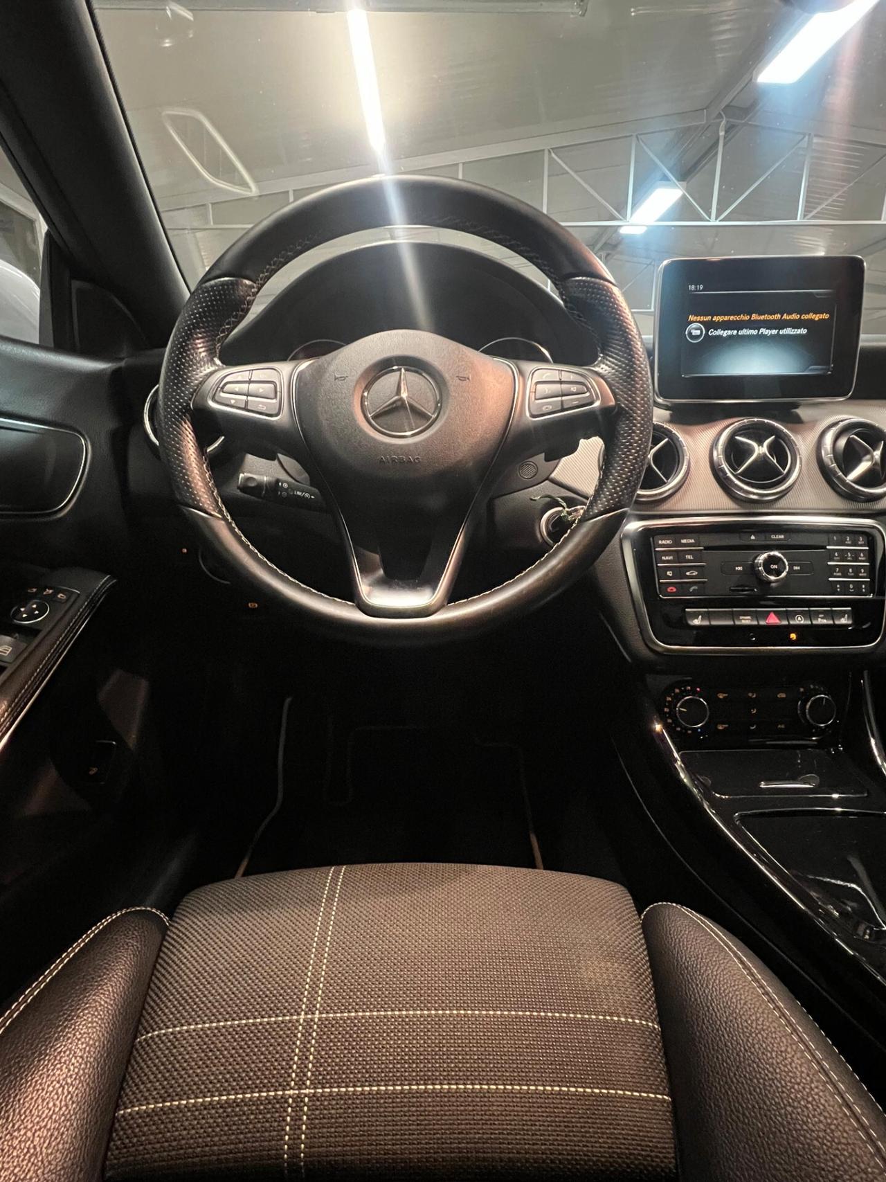 Mercedes-benz CLA 180 Sport