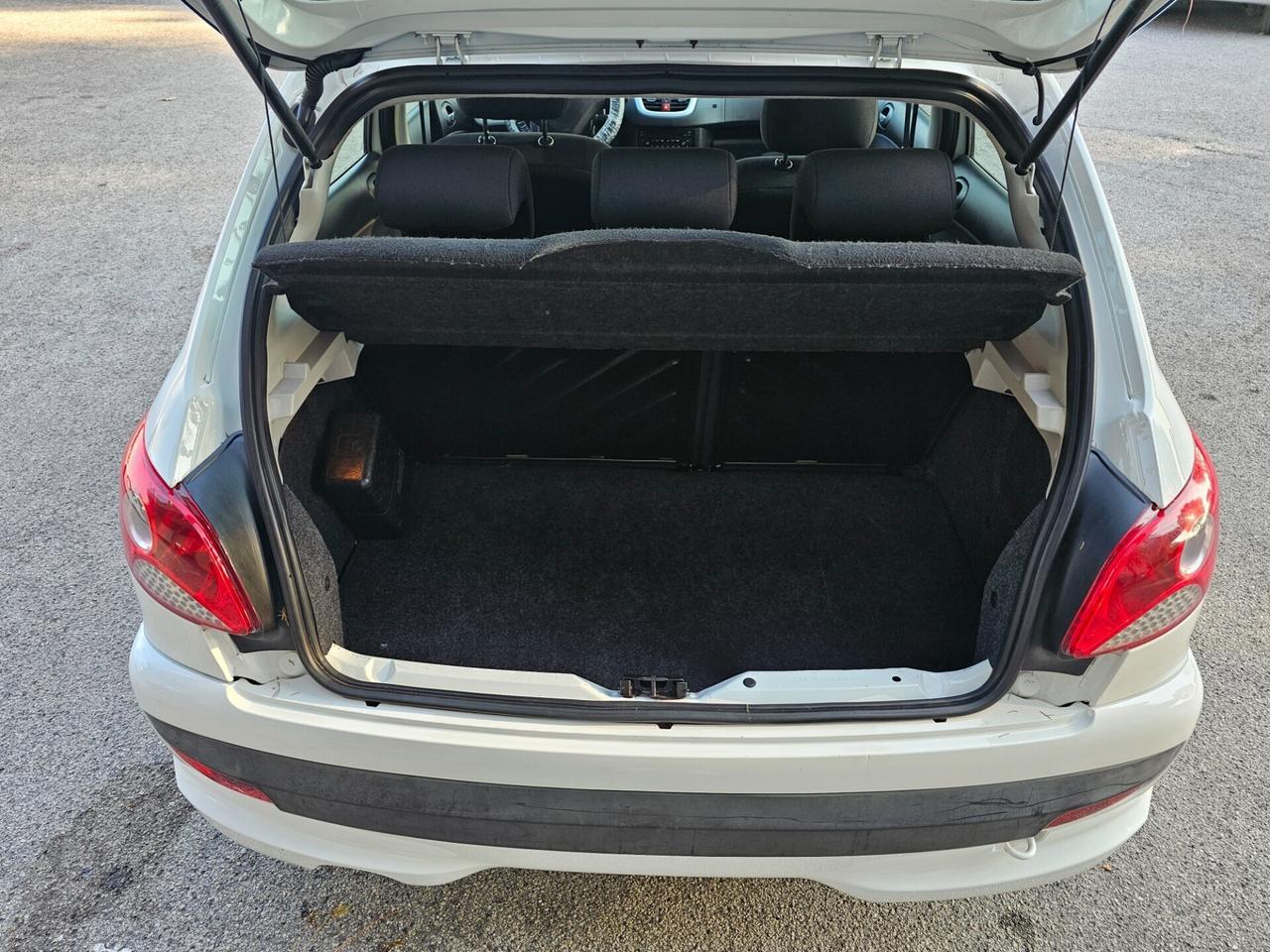 Peugeot 206+ GPL - Neopatentati