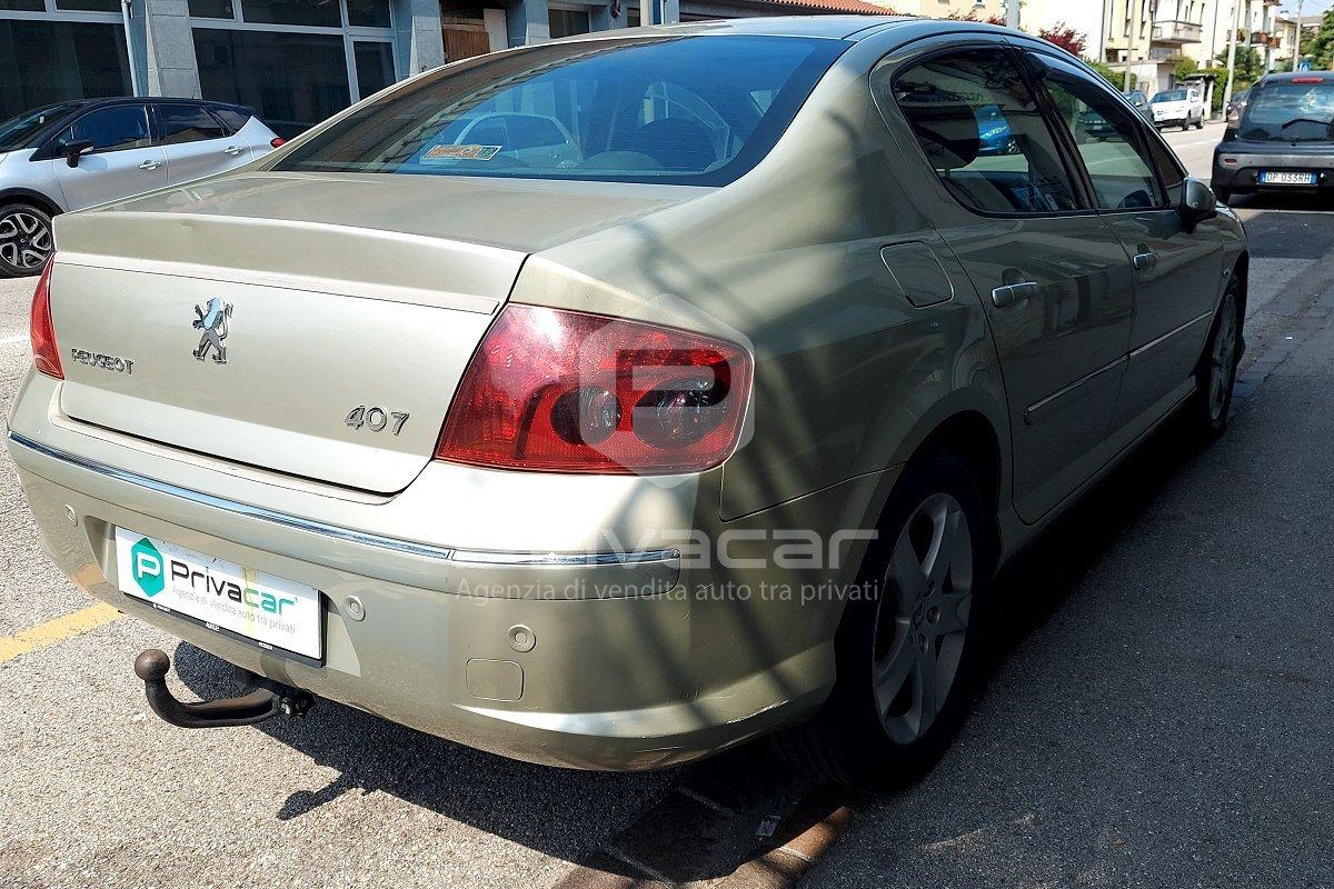 PEUGEOT 407 2.2 aut. Féline