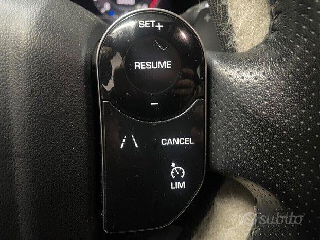 Land Rover Range Rover Velar 2.0D I4 180 CV