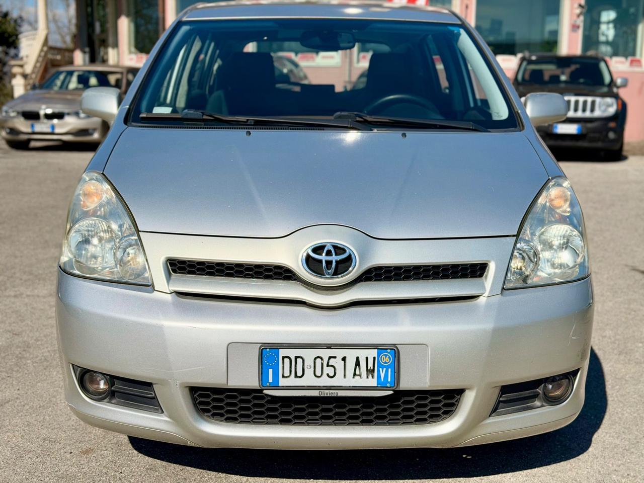 Toyota Corolla Verso 1.6 16V benzina ! ! !