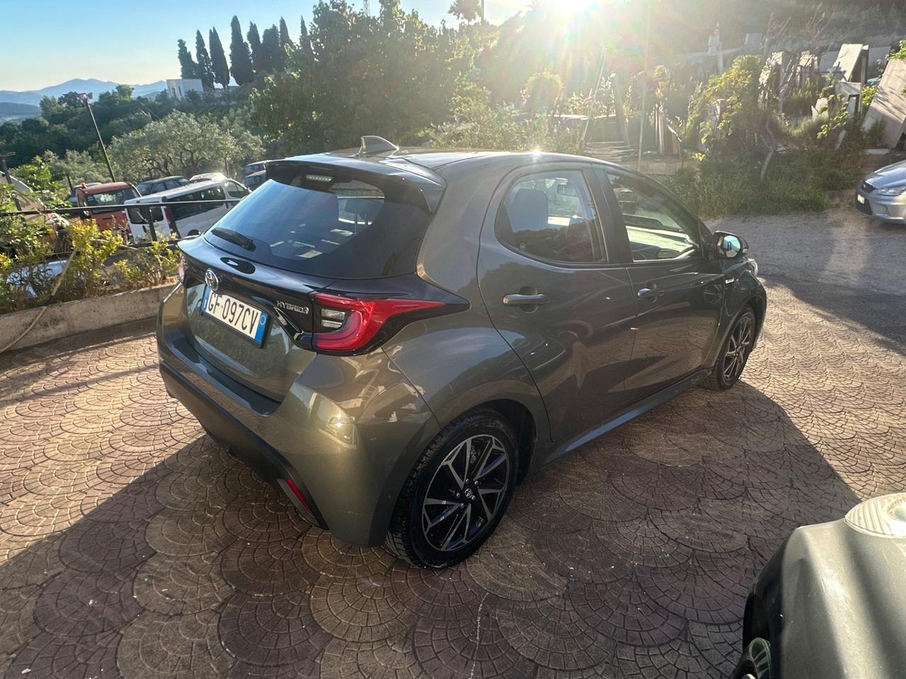 Toyota Yaris 1.5 Hybrid 5 porte Trend