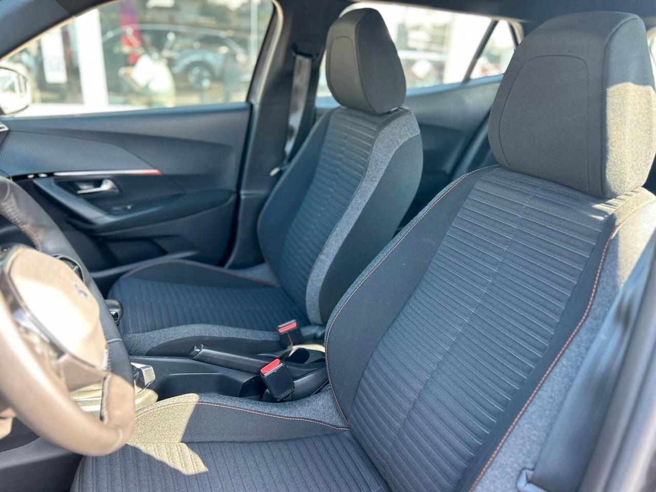 Peugeot 2008 PureTech 100 S&S Active Pack