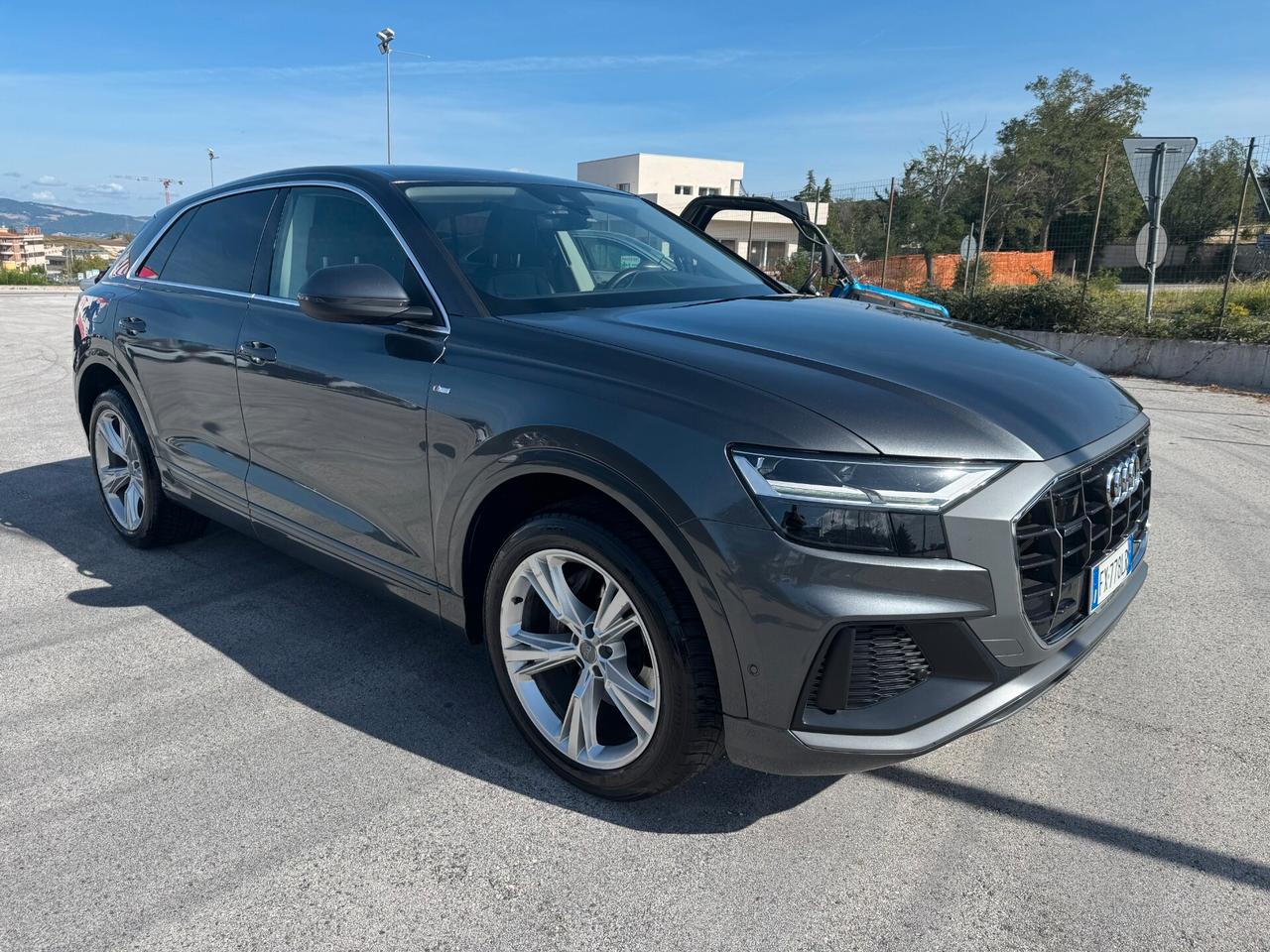 Audi Q8 50 TDI 286 CV quattro tiptronic S-LINE