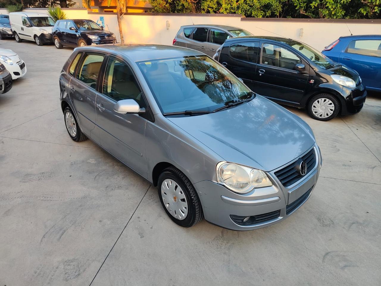 Volkswagen Polo 1.4benz. 80CV 5p. 130.000km