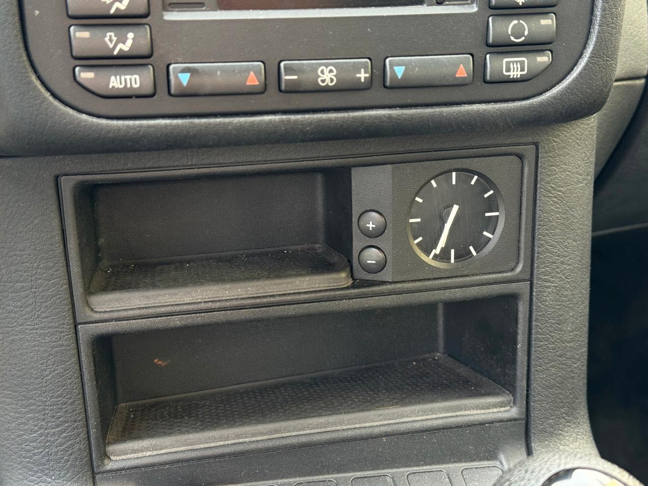 BME 318i Serie 3 E36 UNICOPROPRIETARIO MANUALE