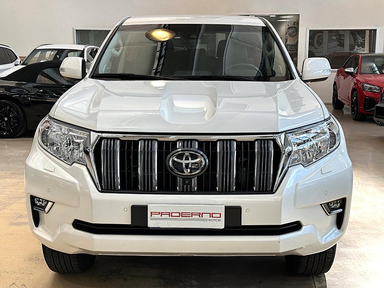 Toyota Land Cruiser 3 Porte 2.8 d-4d Lounge auto - Gancio Traino