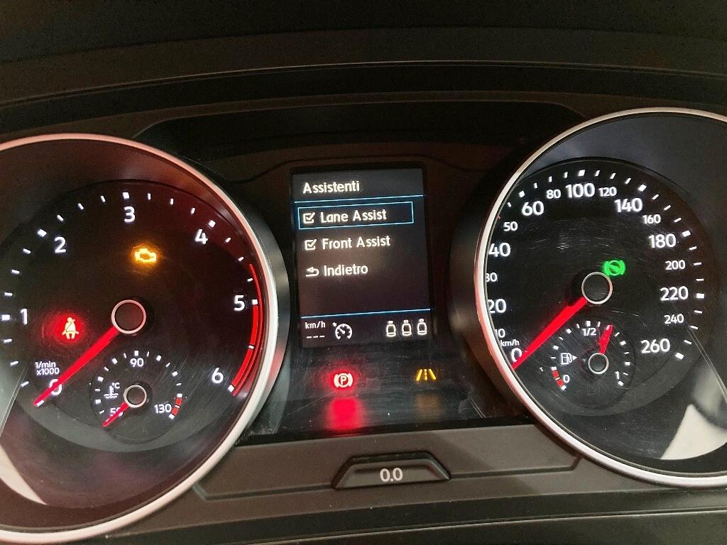 Volkswagen Tiguan 2.0 TDI SCR DSG 4MOTION Business BMT