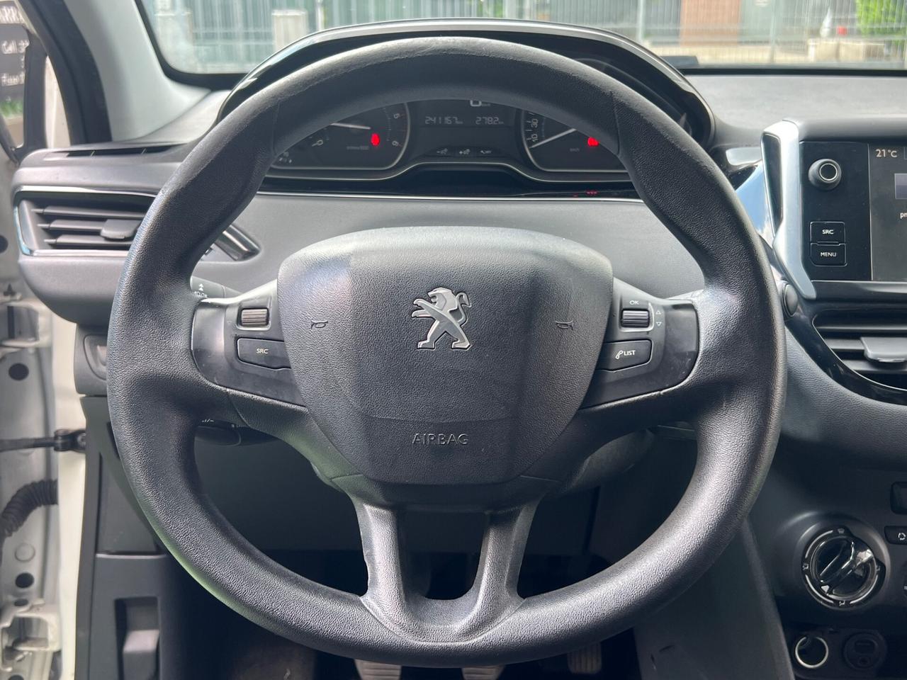 Peugeot 208 1.4 HDi 68 CV 5 porte Allure