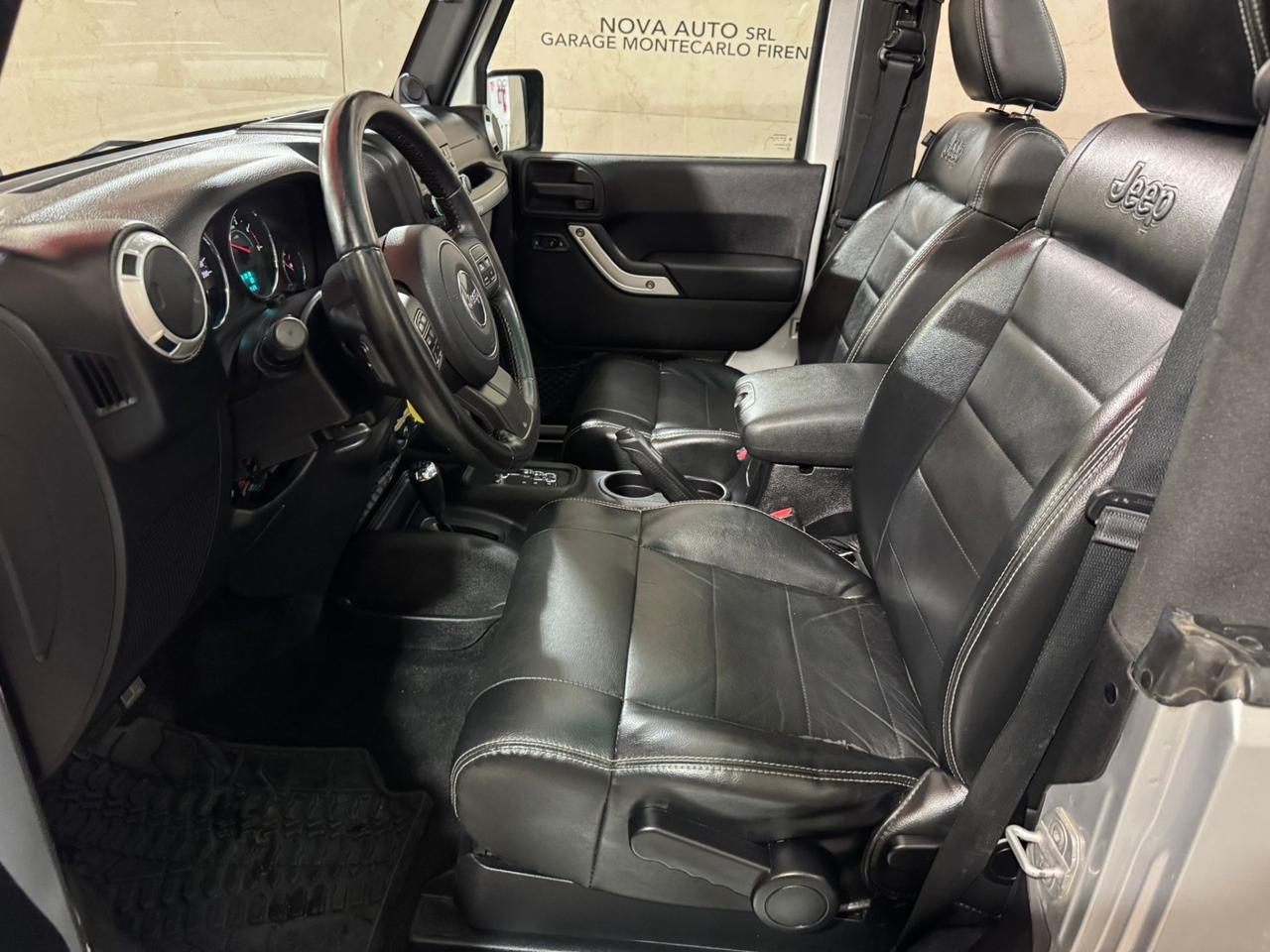 Jeep Wrangler 2.8 CRD DPF Sahara Auto