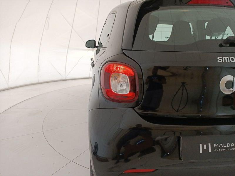 smart forfour II 2015 1.0 Youngster 71cv my18