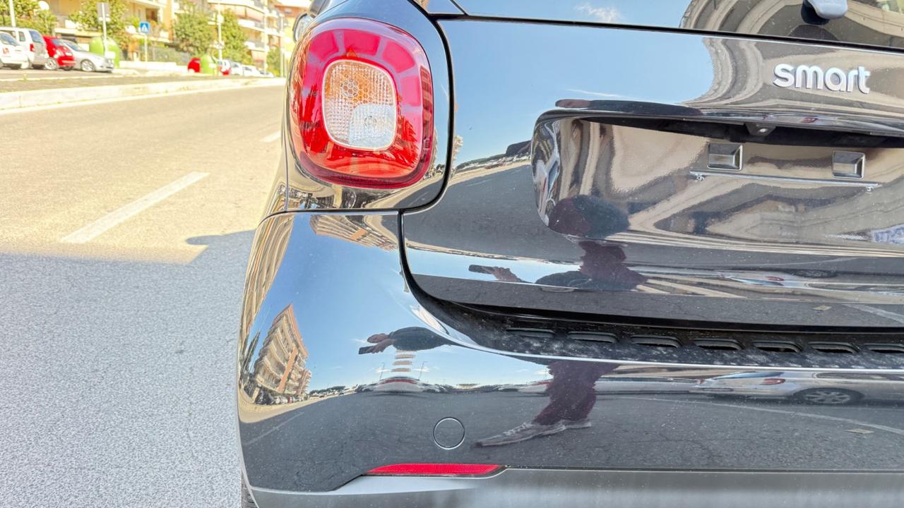 Smart ForTwo 90 0.9 Turbo twinamic Prime LED NAVI PELLE KAMERA PDC BLUETOOTH CERCHI 15 BRACCIOLO