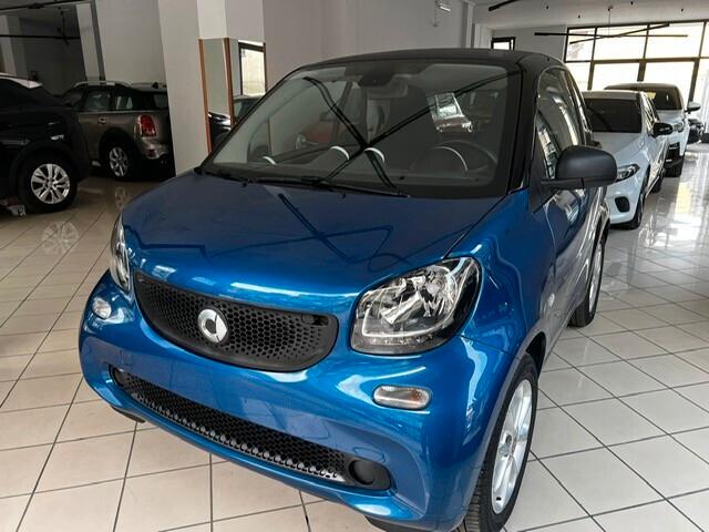 Smart ForTwo 0.9 Turbo Basis Standard