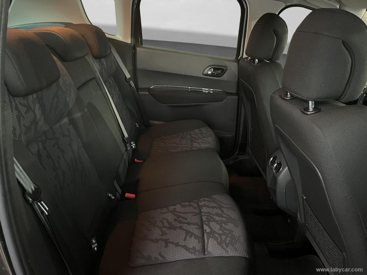 PEUGEOT 3008 1.6 HDi 110 CV ca. robot. Premium C.AUTOMATICO