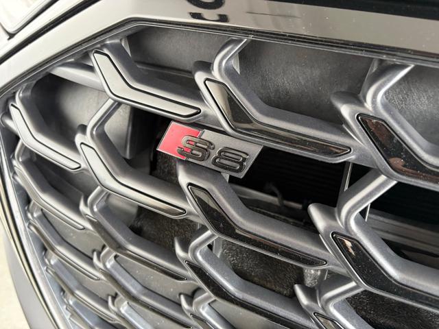 AUDI S8 TFSI quattro tiptronic sport attitude