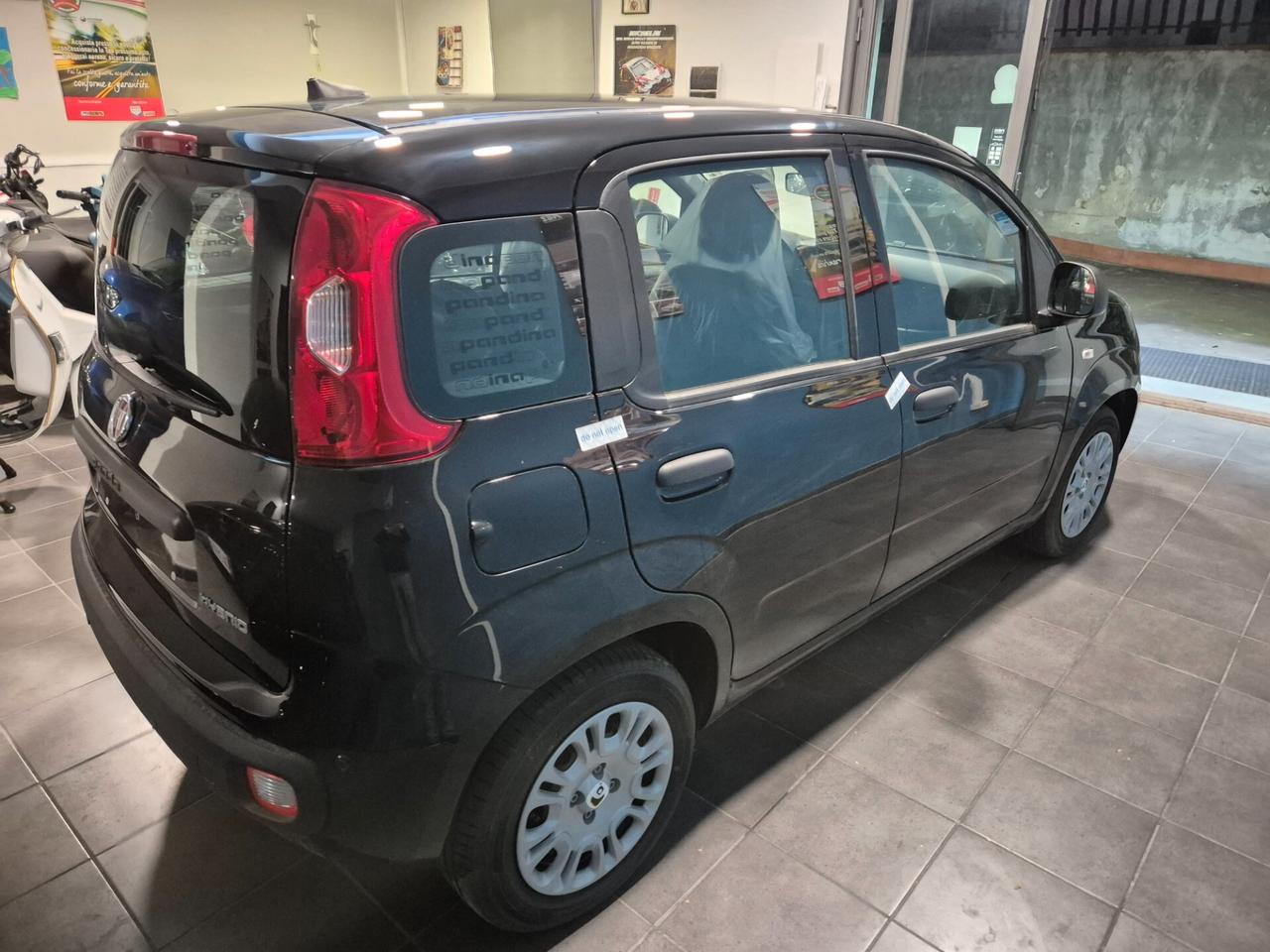 Fiat Panda 1.0 FireFly S&S Hybrid Pandina