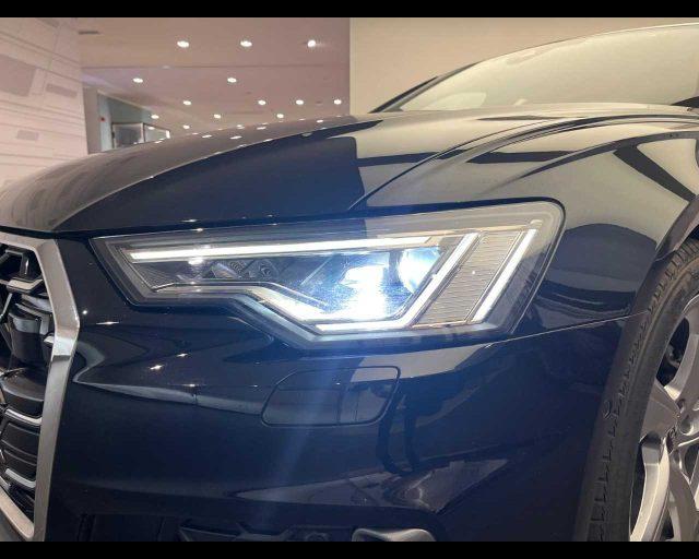 AUDI A6 Avant 40 2.0 TDI quattro ultra S tronic S line ed