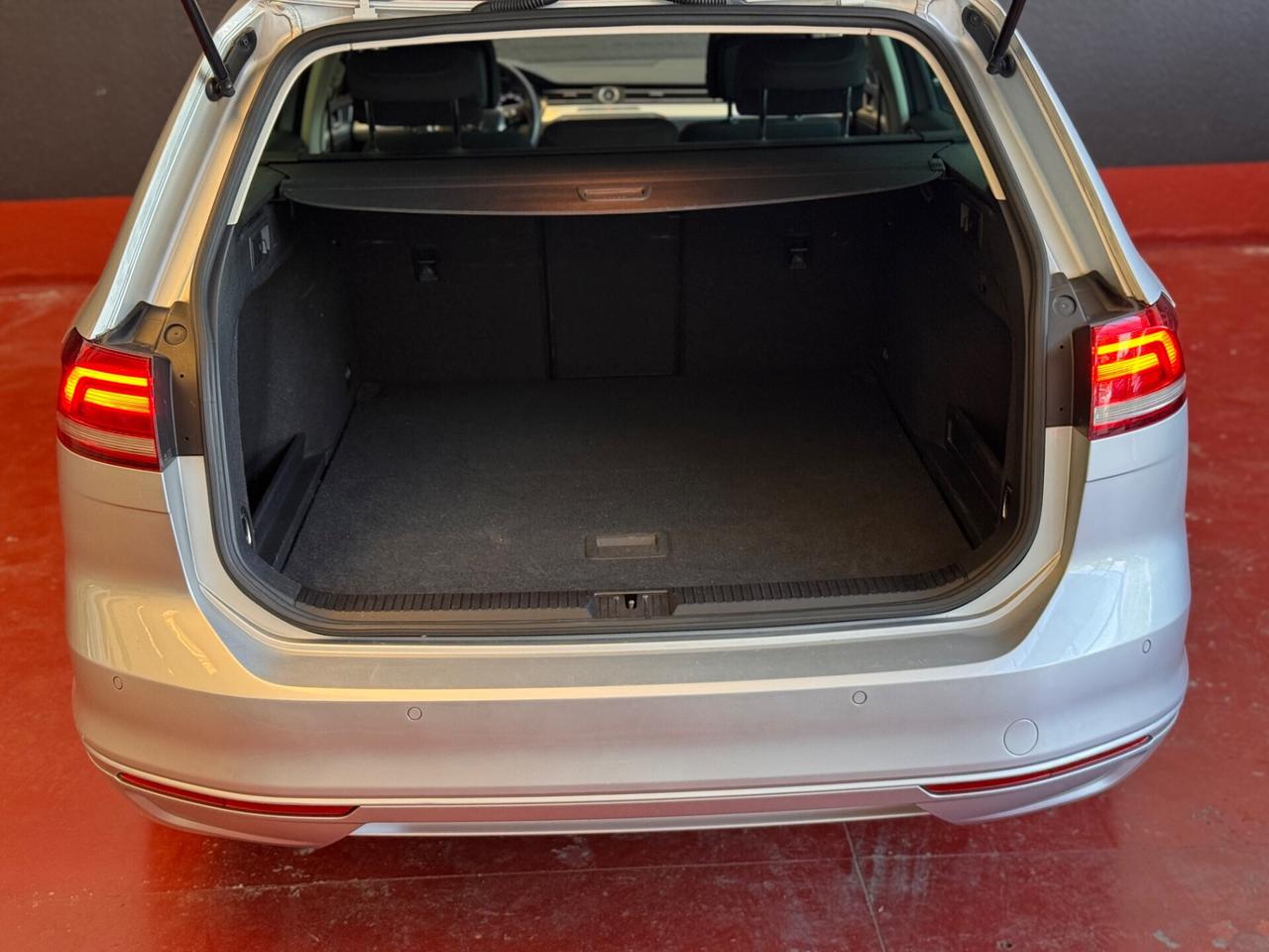 Volkswagen Passat variant 2.0 TDI CAMBIO AUTOMATICO DSG