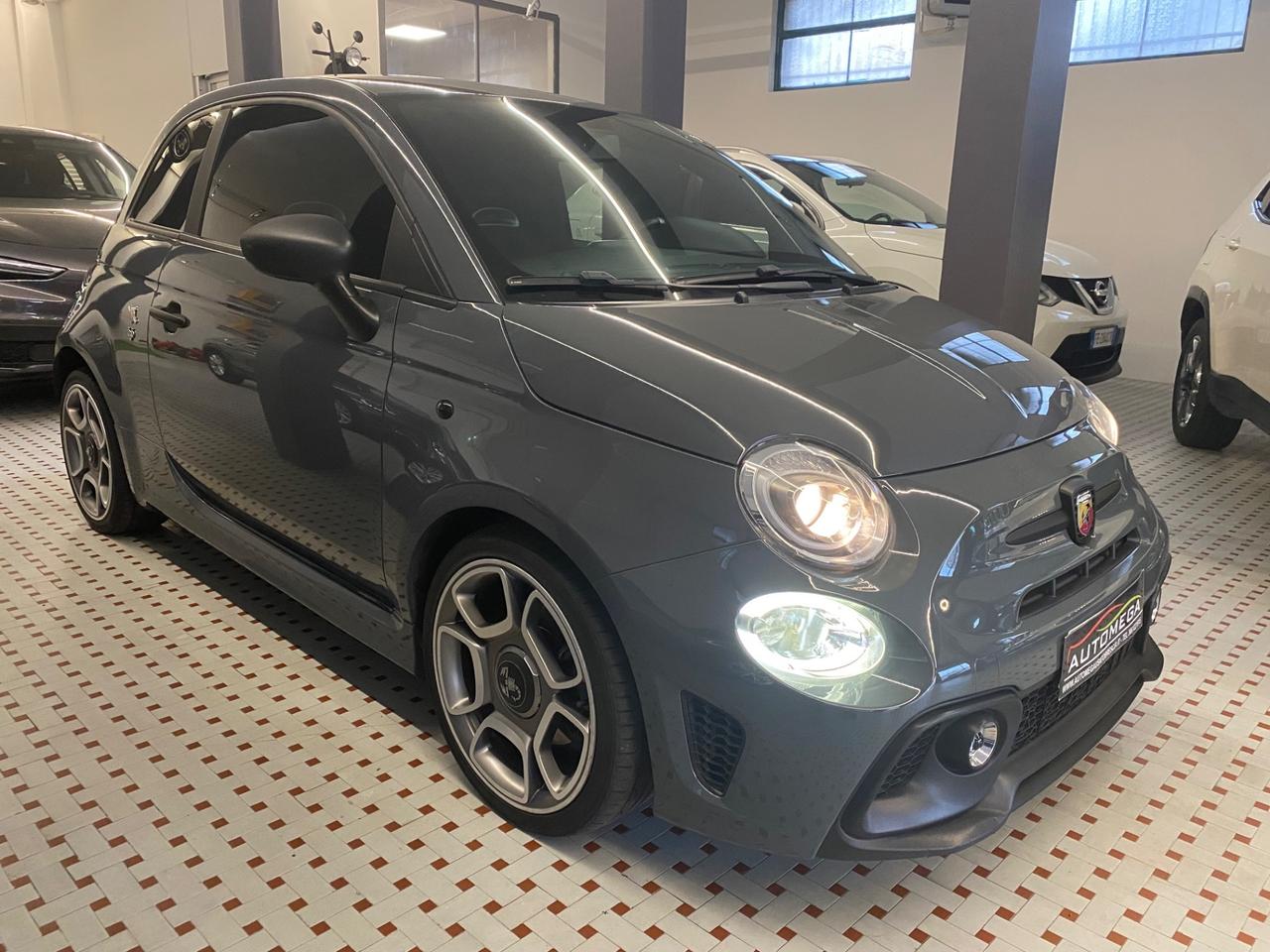 ABARTH 595 1.4 T-JET CON GPL 145CV