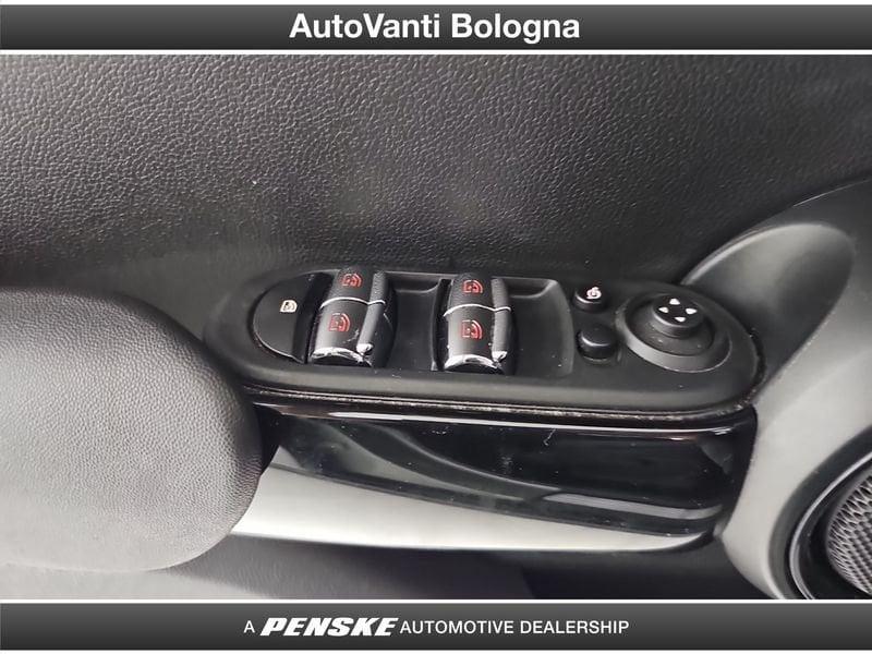 MINI Mini 5 porte Mini 5p 1.5 Cooper Yours auto