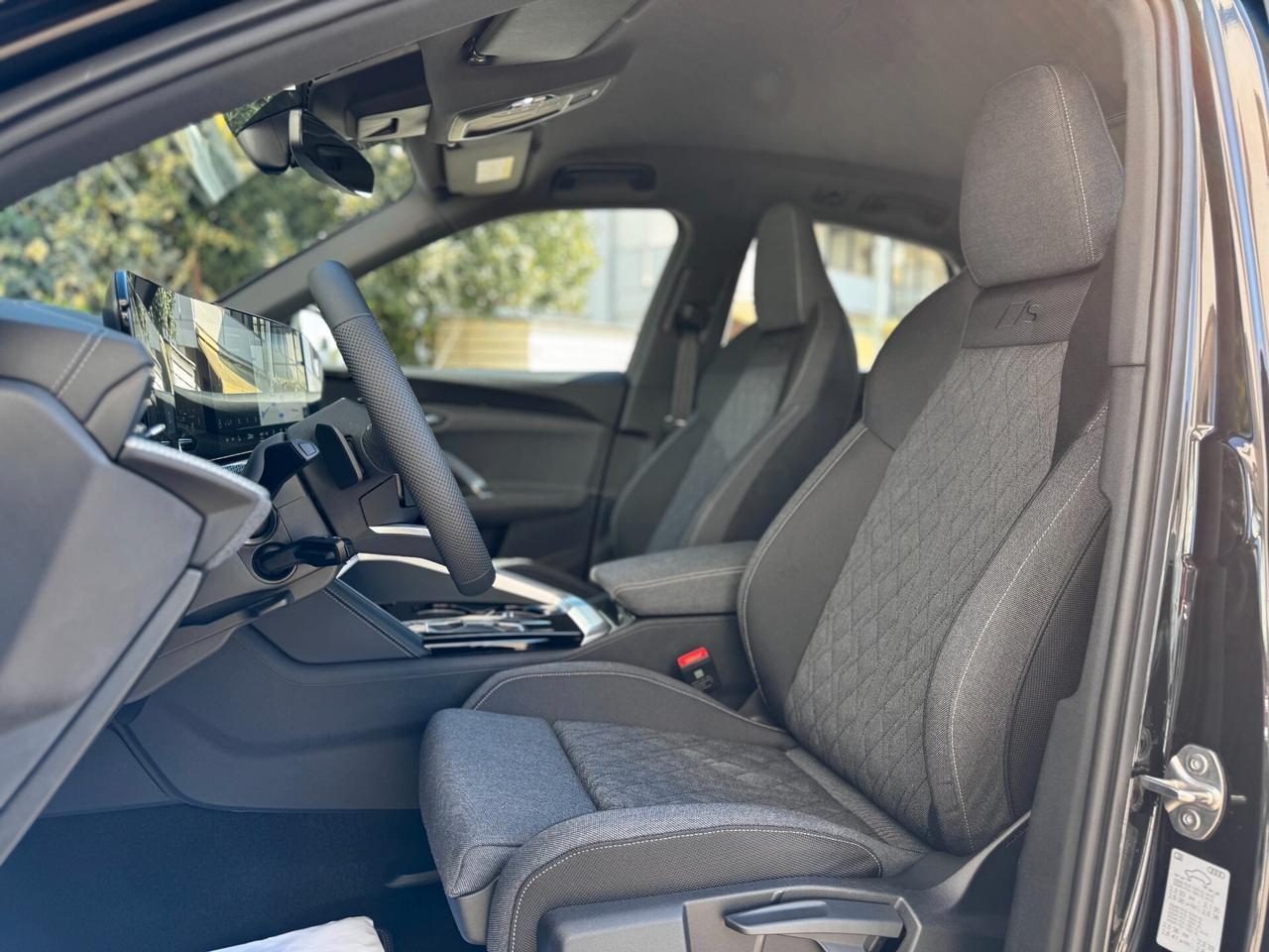 Audi Q5 SPB TDI quattro S tronic line, Aziendale estera