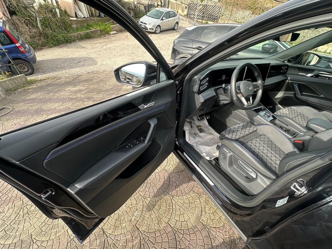 Volkswagen Tiguan 2.0 TDI 150 CV DSG R-Line Plus