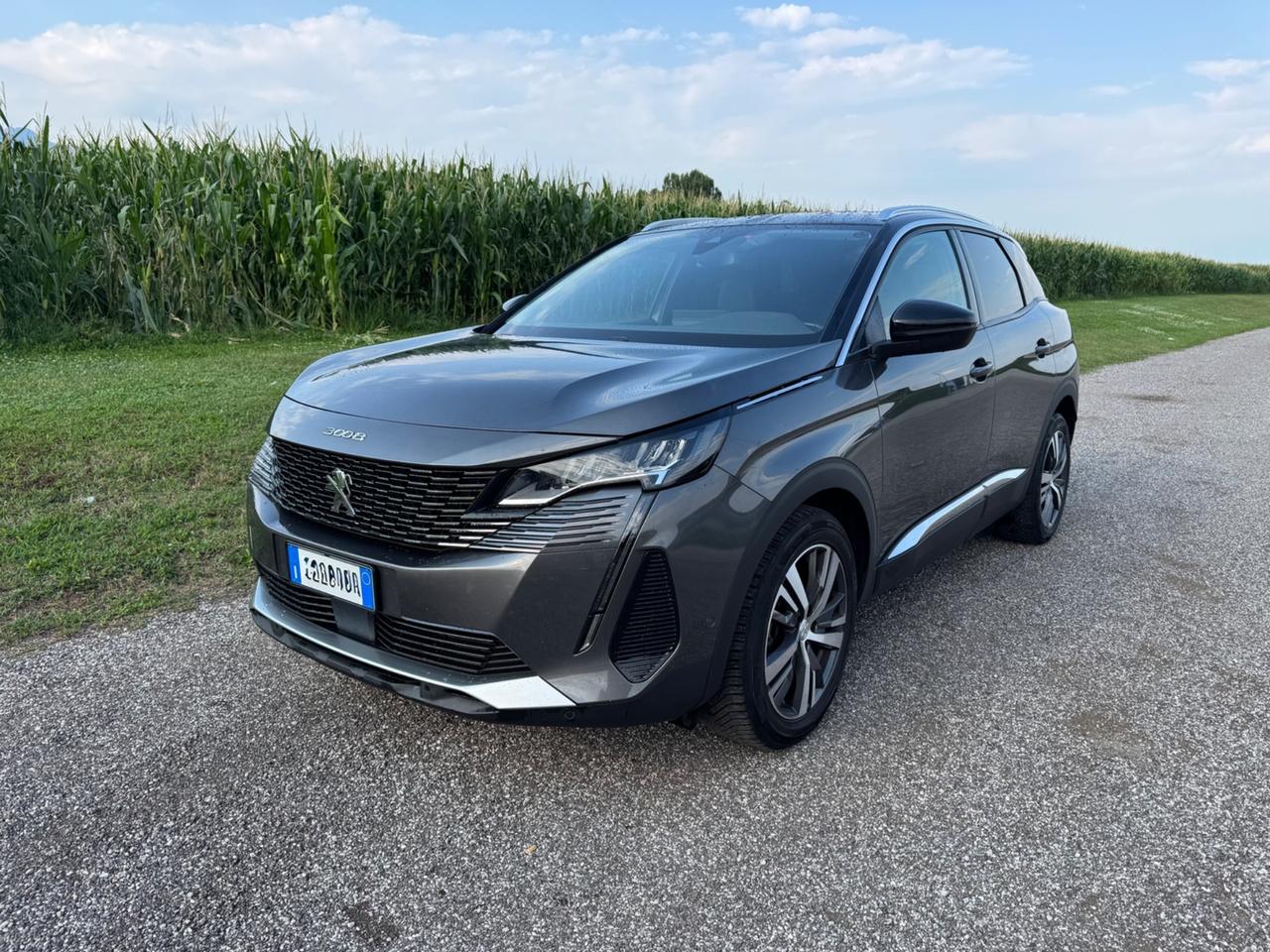 PEUGEOT 3008 1.5 Blu HDI DIESEL FULL OPTIONAL