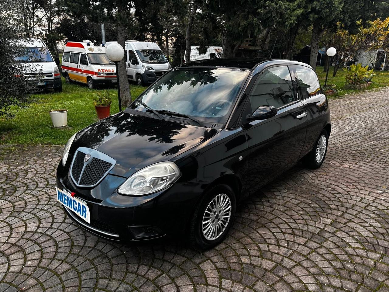 Lancia Ypsilon 1.3 MJT 75 CV Platino IDONEA PER NEOPATENTATI PERMUTABILE