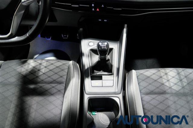 VOLKSWAGEN Golf 1.0 TSI R-LINE FULL LED NEOPATENTATI