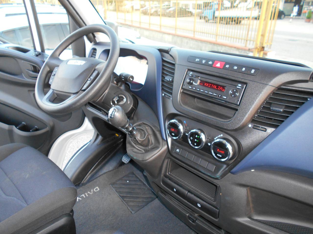 Iveco Daily 35c18 cabinato