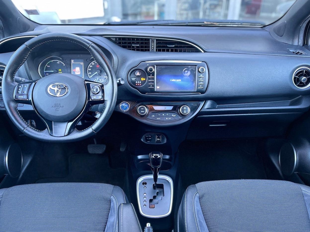 Toyota Yaris 1.5 Hybrid 73CV E6 Automatica Style - 2017