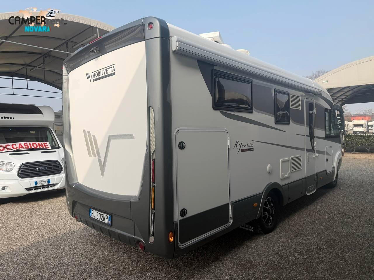 Mobilvetta K.YACHT 85 TEKNO LINE - LETTI GEMELLI IN CODA