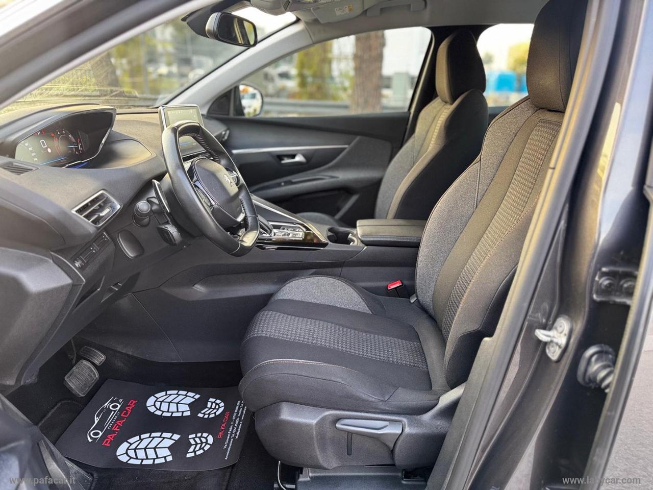 PEUGEOT 3008 BlueHDi 130 S&S EAT8 Allure