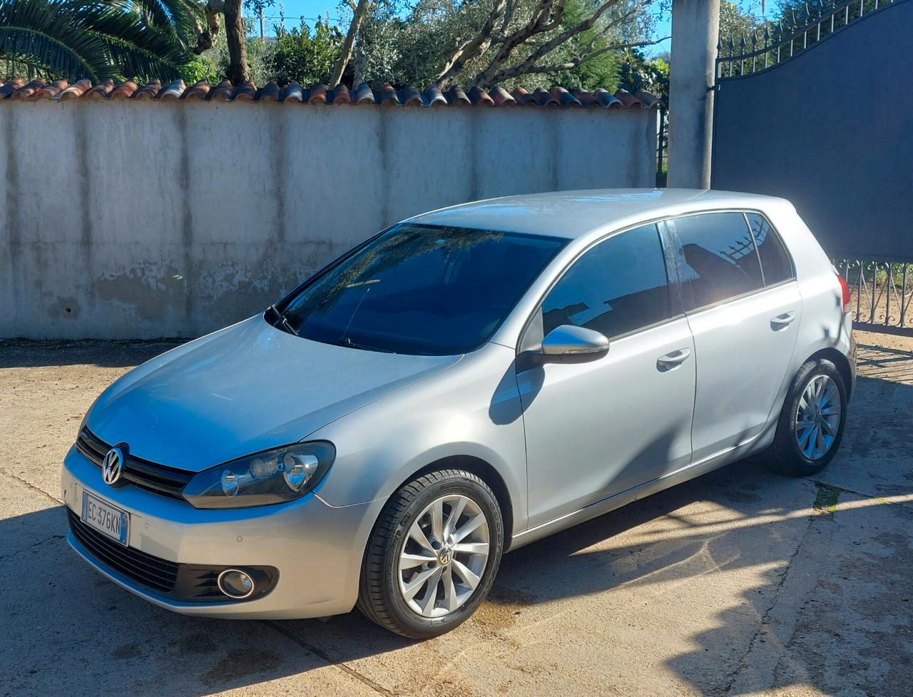 Volkswagen Golf 2.0 TDI 110CV