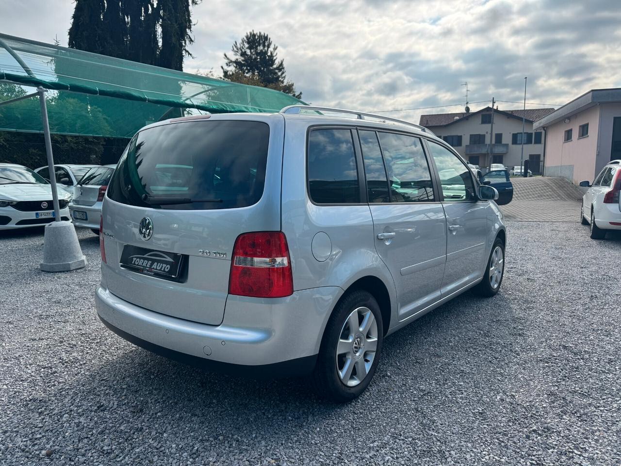 Volkswagen Touran 2.0 16V TDI Highline