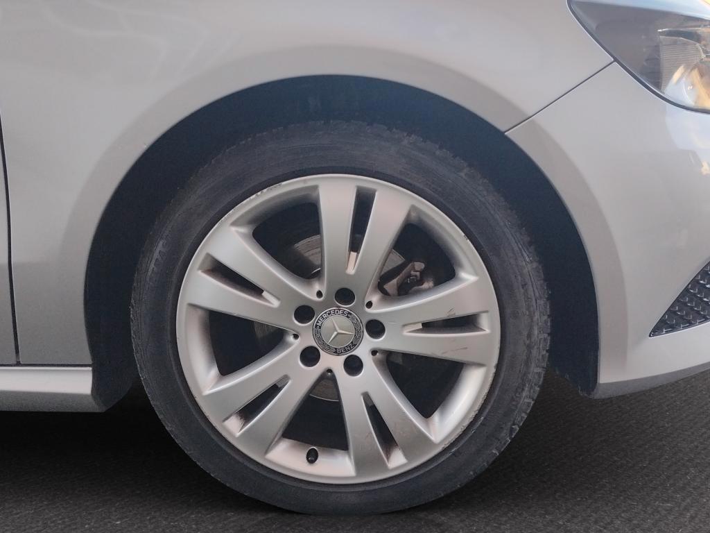 Mercedes Classe A A 180 cdi.SEDILI SPORTIVI.CERCHI 17.BLUETOOTH