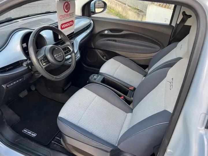 Fiat 500 500e Berlina 42 kWh Icon